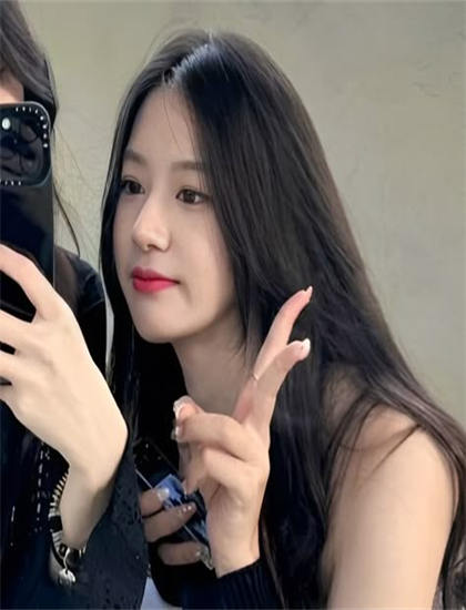 麻豆精品2026最新_女人发红心暗示什么_欧洲少妇色XXXXX欧美老妇